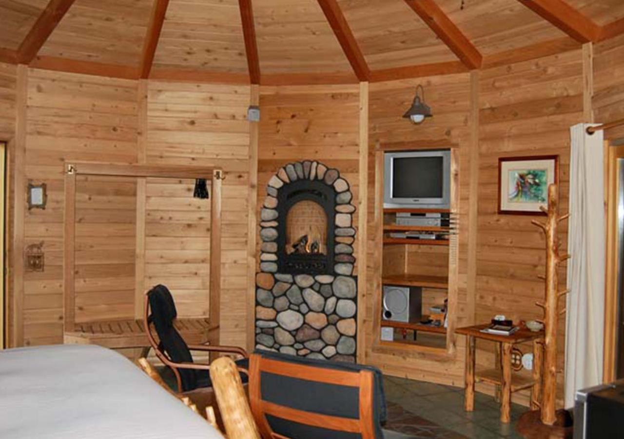 Stormking Hotel Ashford Eksteriør bilde